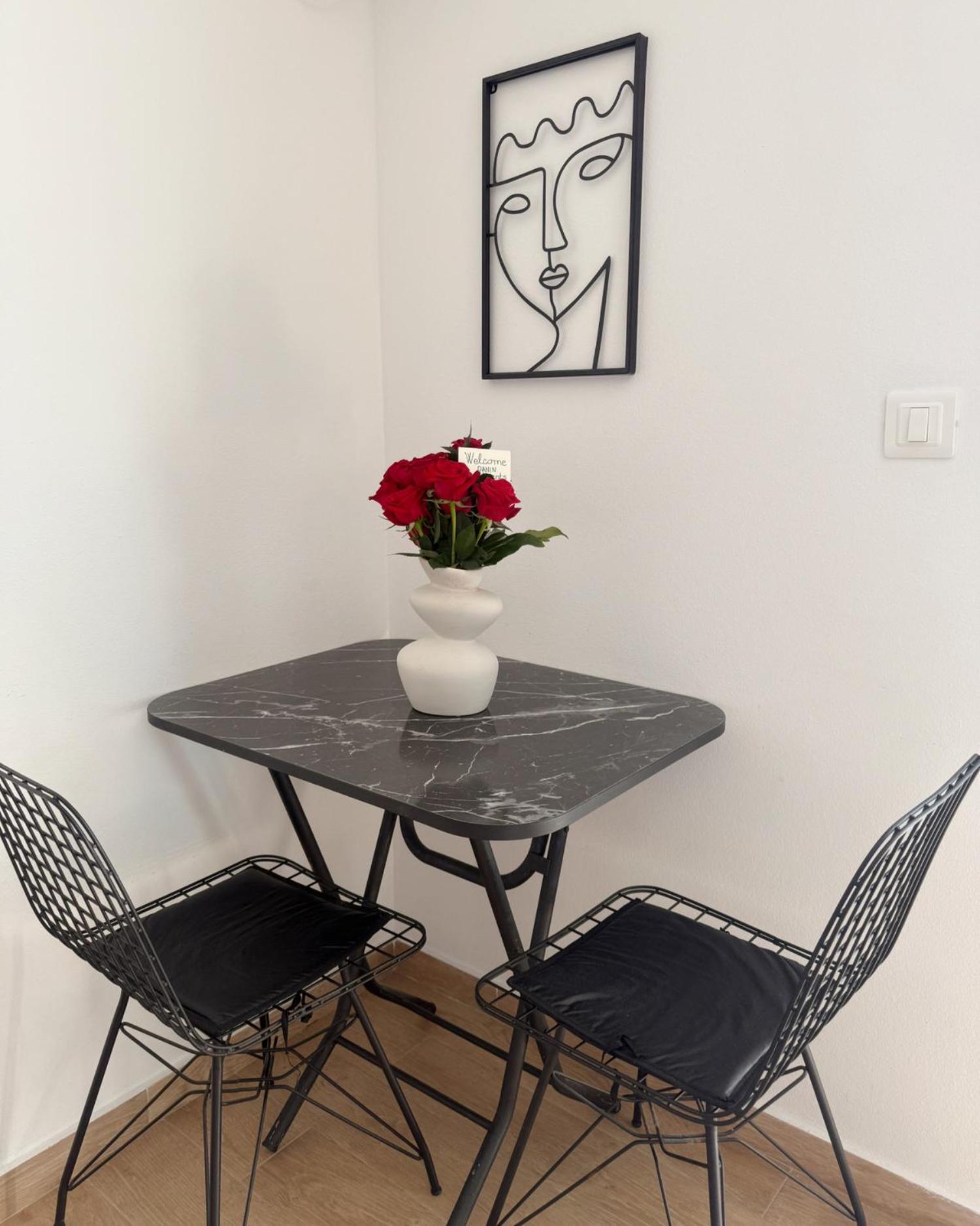 Danin Apartmani Bar Ngoại thất bức ảnh